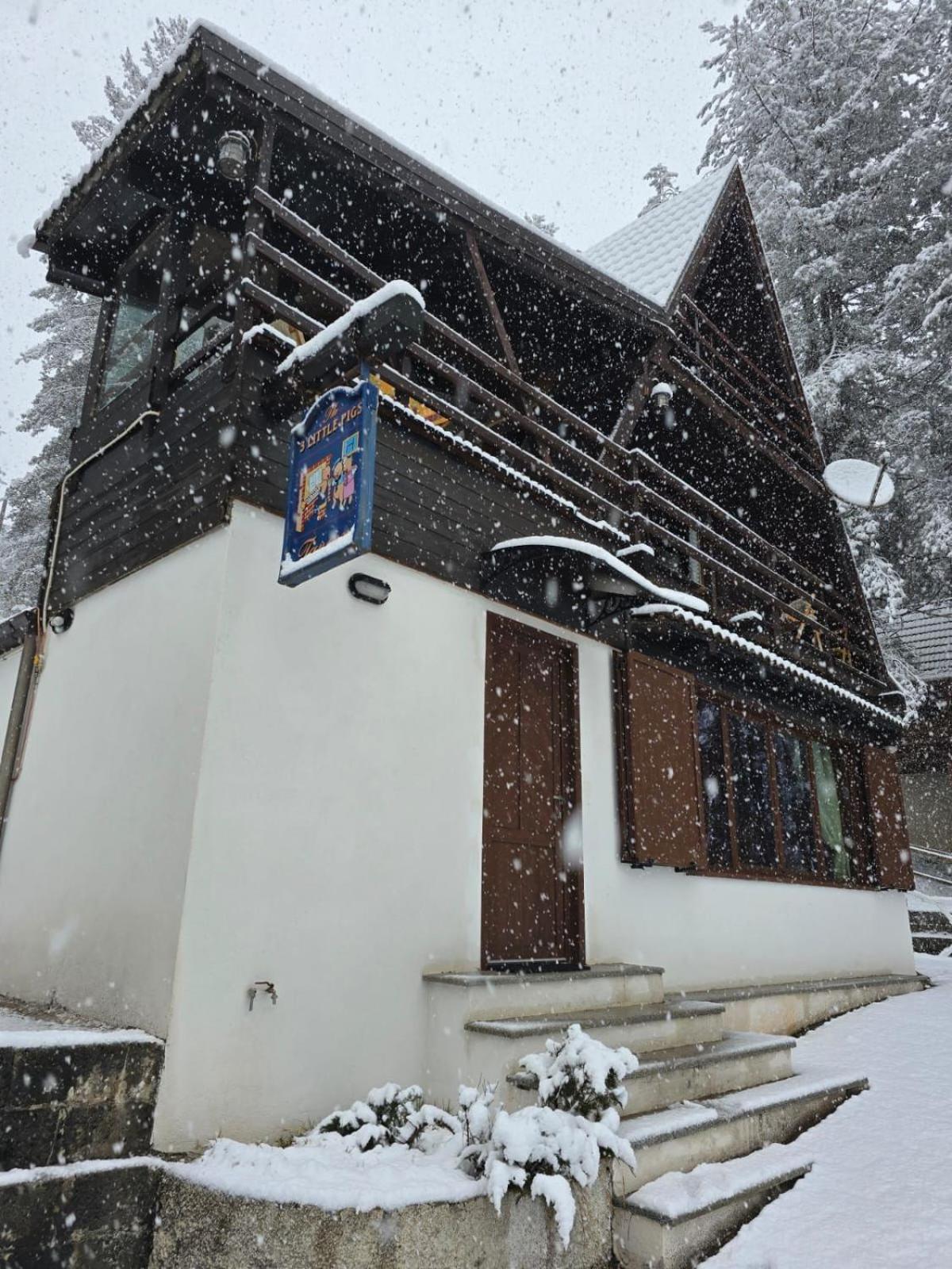 Chalet Natura La Taverna Dei 3 Porcellini Cavaliere (Cosenza) Exterior foto
